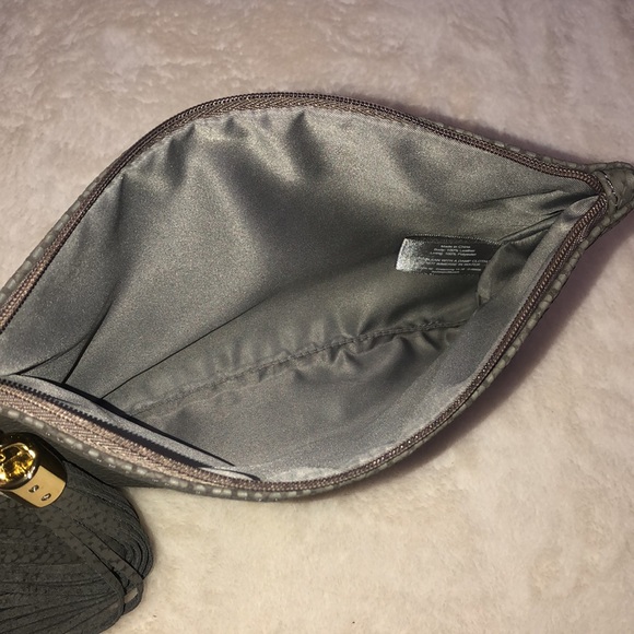 Escada brand leather clutch. Gray. - Picture 3 of 5